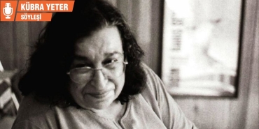 aysegul-tozeren-sennur-sezer-mukafati-bayan-bir-sairin-ismine-verilen-tek-odul-n82BUxsH.jpg
