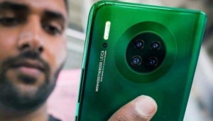 huawei-mate-30-geldi-google-uygulama-magazasi-kayboldu-vqes4HTt.jpg