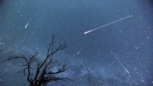 perseid-meteor-yagmuru-nedir-Oa2aKYcn.jpg