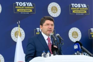 adalet-bakani-yilmaz-tunc-gezi-parki-davasi-kararina-yonelik-tenkitlere-karsilik-verdi-wALEGFpk.jpg