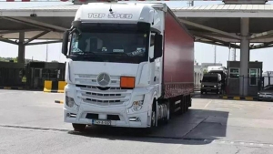 adr-nedir-adrli-ne-demek-tir-ve-kamyonlar-icin-adrnin-manasi-qs2KRZYr.jpg