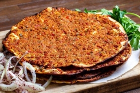 airfryerda-lahmacun-nasil-yapilir-lahmacun-tanimi-icin-gerecler-neler-W3BJGM3q.jpg
