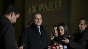 ak-partili-celik-rejim-degisikliginin-karsisindayiz-hilafet-degil-kuantum-fizigi-konustuk-ed6KGAFg.jpg