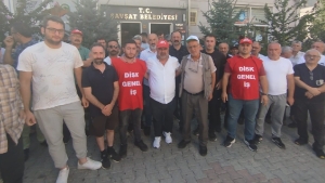 ak-partili-savsat-belediyesinde-31-calisanin-kontratinin-yenilenmemesine-reaksiyon-auaTvPtO.jpg