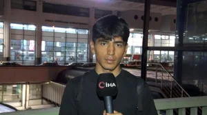 ankarada-kaza-yapan-otobusten-kil-hissesi-kurtulan-yolcu-kimisi-baht-der-ben-anne-duasi-GjAWfwlq.jpg