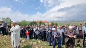 ankaranin-kizilcahamam-ilcesinde-yagmur-duasi-gerceklestirildi-MqxdCmjO.jpg