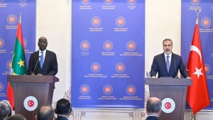 bakan-fidan-moritanya-disisleri-bakani-merzuk-ile-bir-ortaya-geldi-Fr1DXPRT.jpg