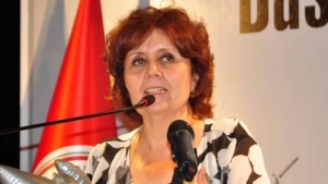 bamad-aysenur-arslan-yalniz-degildir-XmV9qWW9.jpg