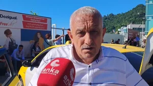 bayram-tatili-kemalpasa-esnafini-olumsuz-etkiledi-LOEvDzGv.jpg