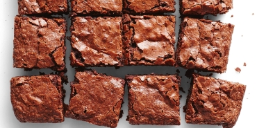 brownie-tanimi-cikolataya-doyacaginiz-nefis-bir-tarif-brownie-nasil-yapilir-64YxQCN2.jpg