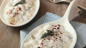 bulgur-kofteli-salata-nasil-yapilir-bulgur-kofteli-salata-icin-gerekli-materyaller-neler-dibXAsIs.jpg