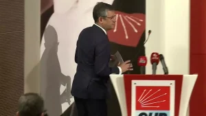 chp-genel-baskani-ozel-partinin-yeni-myksini-acikladi-biz-turkiyeyi-yonetseydik-bu-turlu-yonetecektik-9qwQqCix.jpg