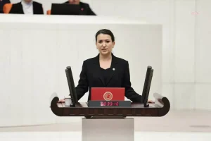 chp-milletvekili-gokce-gokcen-kyk-yurdundaki-asansor-kazasiyla-ilgili-aciklama-yapti-35WYfhA9.jpg