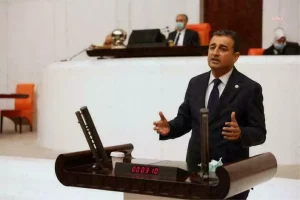 chp-milletvekili-sgkdaki-yolsuzluk-savlarini-gundeme-getirdi-Rh2ygyL2.jpg