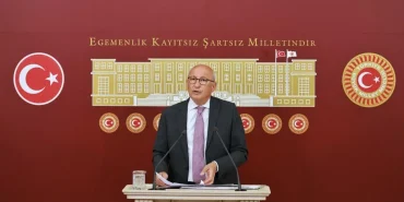 chp-milletvekili-utku-cakirozer-sputnik-turkiyede-isten-cikarilan-gazetecileri-meclis-gundemine-tasidi-IURs2QvL.jpg