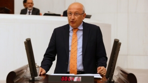 chpli-cakirozer-bakan-isikhana-sputnik-calisanlarini-sordu-bakanlik-mudahil-oldu-mu-msnWgqtB.jpg