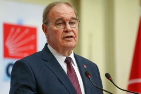 chpli-faik-oztraktan-kilicdaroglu-istifa-etmeyi-dusunuyor-mu-sorusuna-karsilik-bizi-oteki-partilerle-karistirmayin-sRrzkyy4.jpg