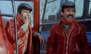 cicek-abbas-sinemasi-konusu-nedir-nerede-cekildi-cicek-abbas-sinemasi-oyunculari-kimler-96QGvFR2.jpg