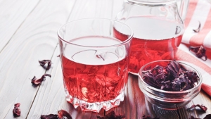 cildi-genclestiriyor-ve-libidoyu-artiriyor-ebegumeci-cayinin-12-yarari-Es5vIkfd.jpg