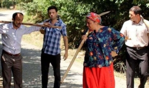 dargin-kuzenler-sinemasi-konusu-nedir-nerede-cekildi-dargin-kuzenler-sinemasi-oyunculari-kimler-nZ8b8fTG.jpg