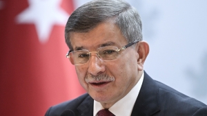 davutoglu-kimileri-davutoglu-kabinesi-diye-espri-yapti-nFHDeVGZ.jpg
