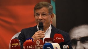 davutoglundan-hukumete-aileyi-korumak-icin-ne-yapacaksaniz-yaninizdayiz-6MIt31Lz.jpg