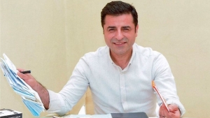 demirtas-kurdistan-bizim-anavatanimizdir-lnOQRYWe.jpg