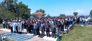 denizlinin-tavas-ilcesinde-yagmur-duasi-ve-keskek-hayri-duzenlendi-126Qa4gD.jpg