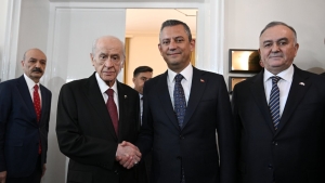devlet-bahceli-ve-ozgur-ozel-gorusmesi-sona-erdi-XOqY9Y2J.jpg
