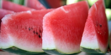 diyetisyenden-ihtar-karpuzu-kararinda-tuketin-jsOaCklD.jpg