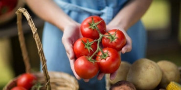 domatesin-yararlari-neler-domates-neye-duzgun-gelir-a8iwitGv.jpg