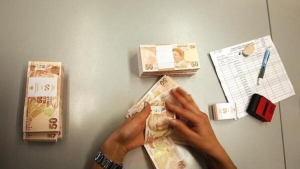 dusuk-faizli-konut-kredisi-kurallari-neler-ne-vakit-cikacak-iste-120-faizli-konut-kredisinde-QWH4guha.jpg
