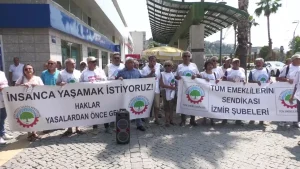 emekliler-tuikin-acikladigi-enflasyon-datalarini-protesto-etti-3PXPtWyT.jpg