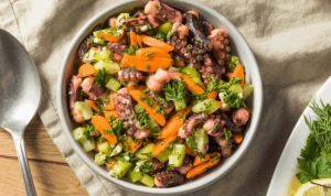 enfes-ahtapot-salatasi-tanimi-masterchef-ahtapot-salatasi-nasil-yapilir-Lp6CFeVR.jpg
