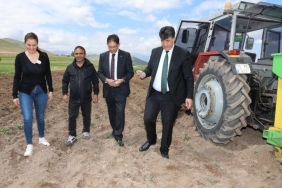 erzurumda-birinci-sefer-ekildi-yararlari-saymakla-bitmiyor-QKOEm9wP.jpg