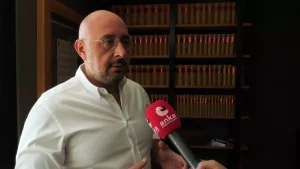 esenyurt-cinayeti-sonrasi-ferd-silahlanma-tartismalari-basladi-35NvUlHO.jpg