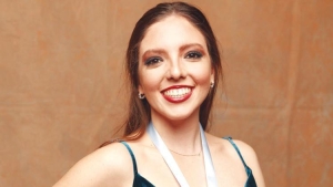 esin-aydingoz-grammyi-kazanmasam-da-hayal-uzere-bir-gundu-lYMqgCcr.jpg