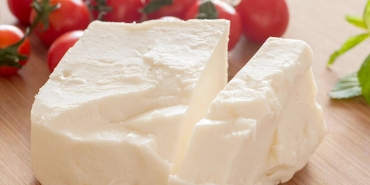 ezine-peynirinin-yararlari-neler-ezine-peyniri-neye-guzel-gelir-jaPiNTke.jpg
