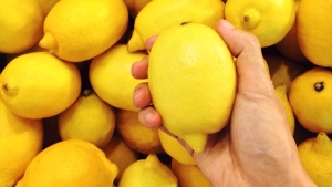 hastaliklari-onleyen-limonun-5-buyuk-yarari-MeTSDcCh.jpg