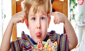 hiperaktif-cocuklarda-beslenme-U4xdKFeh.jpg