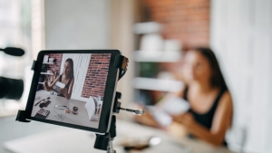 influencer-sertifikasi-nedir-nasil-alinir-kimler-influencer-olabilir-instagram-tiktok-youtube-J7OCKbhE.jpg