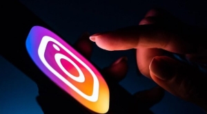 instagram-gece-moduna-geciyor-ekranlar-karariyor-E83KYSUY.jpg