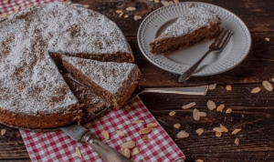 italyan-mutfagindan-enfes-tanim-torta-caprese-nasil-yapilir-YGNBeOwC.jpg