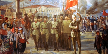 izmirin-kurtulusu-ne-vakit-9-eylul-1922-izmirin-kurulusunun-ehemmiyeti-nedir-HjjAlzc4.jpg