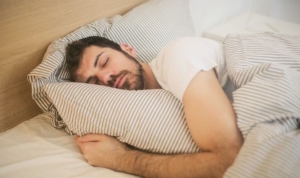 kalp-sihhatini-etkiliyor-ruh-hali-degisikliklerine-sebep-oluyor-uyku-apnesi-nedir-neden-olur-uyku-ZslBBCd9.jpg