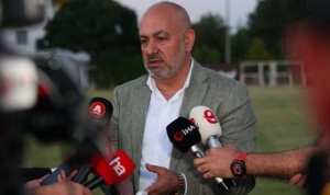 kayserispor-baskani-ali-camli-olmayan-parayi-harcayan-esnaf-batar-hVIkFMDJ.jpg