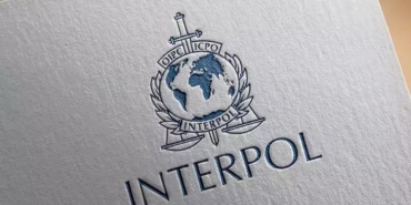 kirmizi-bulten-nedir-ne-demek-kimler-icin-cikarilir-interpol-kirmizi-bulten-hangi-ulkelerde-gecerli-jMsfc5Ny.jpg