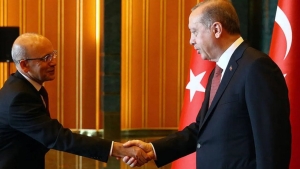 kulis-mehmet-simsekle-erdoganin-yoksullari-oldurdun-tartismasi-NqjnK729.jpg