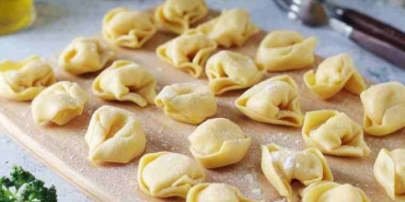 lezzetli-ve-pratik-konut-imali-tortellini-nasil-yapilir-k6Q3SEA3.jpg