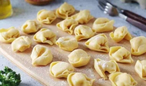 lezzetli-ve-pratik-mesken-imali-tortellini-nasil-yapilir-bYOpm1a1.jpg
